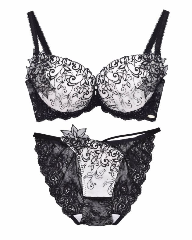 新品 森倉 円 刺しゅうアート ランジェリー Lingerie Bouquet 新品 森倉 刺しゅうアート ランジェリー Lingerie Bouquet